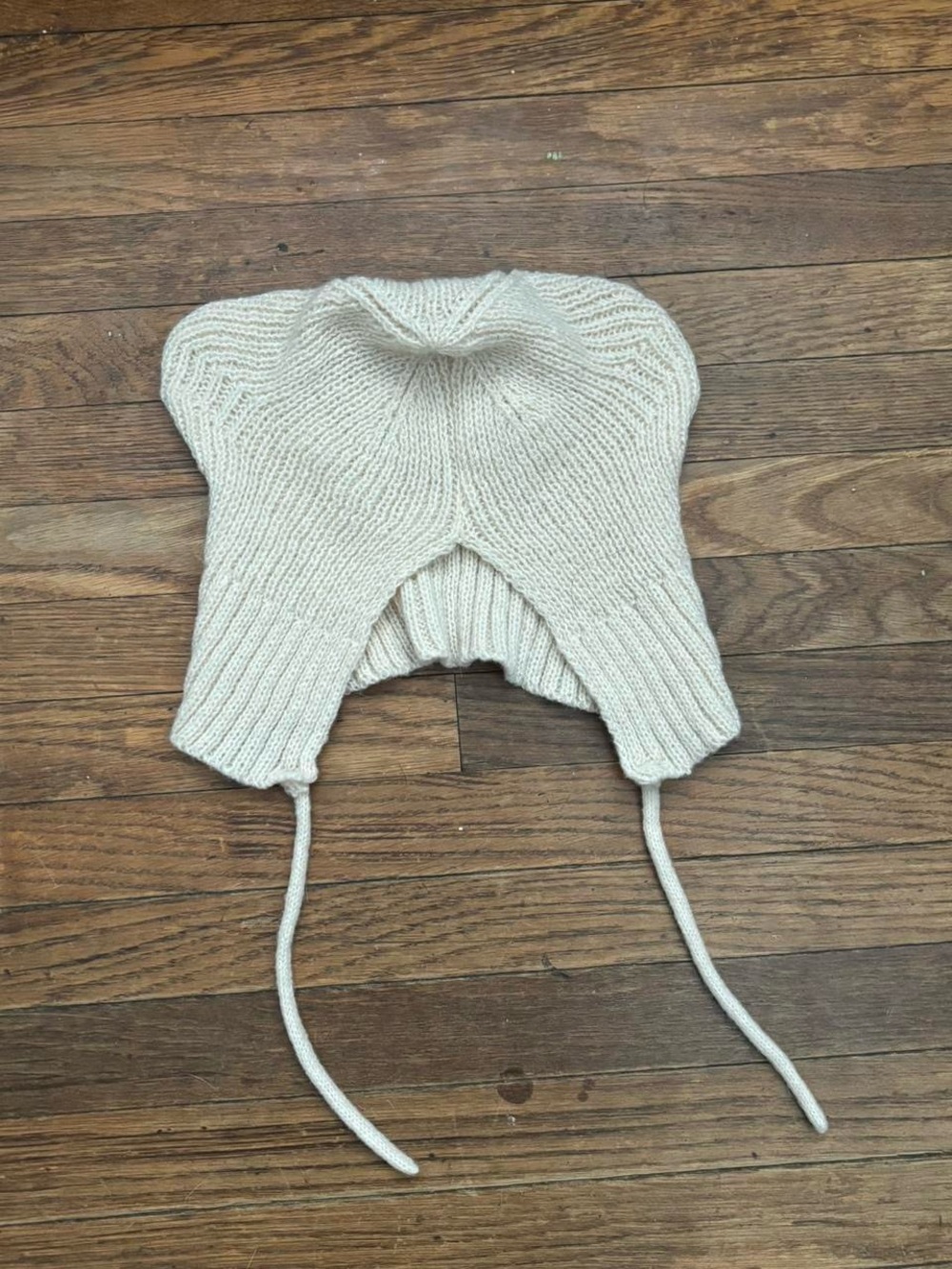 bear hat - Picture 2 of 4